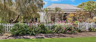Hillingden - wonderfully restored cottage in the heart of Port Fairy