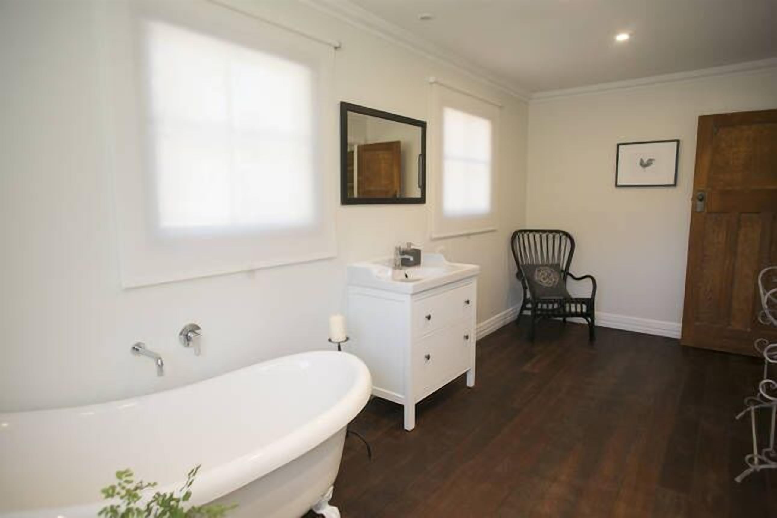 Jacarandas Cottage Bickley Valley