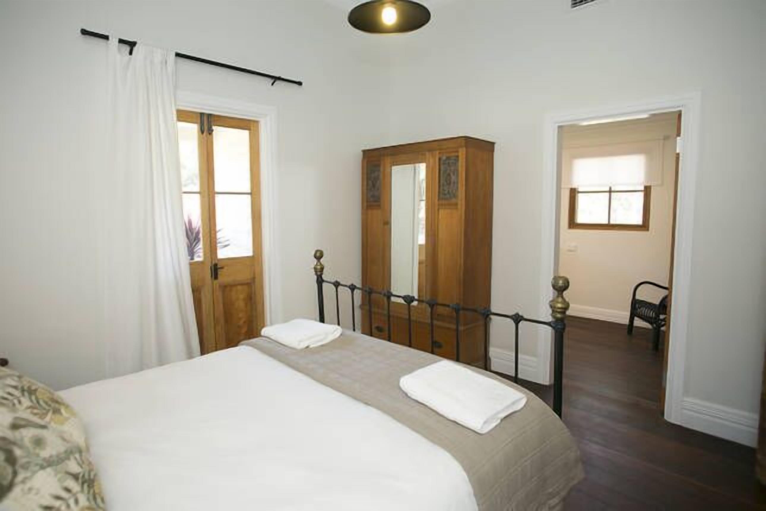 Jacarandas Cottage Bickley Valley