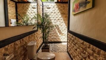 Shower, towels, soap, shampoo