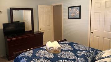 3 bedrooms, iron/ironing board, free WiFi, bed sheets