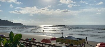 Perto da praia, 10 bares na praia