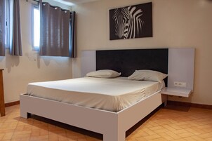 In-room safe, desk, blackout drapes, soundproofing