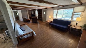 Family Duplex, 2 Bedrooms, Ground Floor | Living area