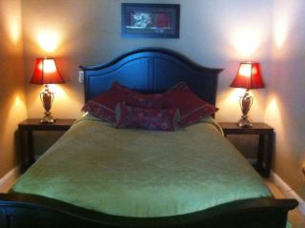 Large Villa Ste A,  1 Mile to Six Flags & Hidden Valley!