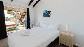 2 chambres, Wi-Fi gratuit, draps fournis