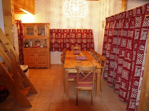 Dining - Superb Ski Chalet In Alpe D'Huez / Oz-En-Oisans Resort (Oz)