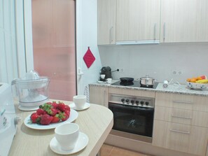 Fridge, microwave, oven, dishwasher