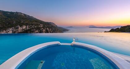 Verstecktes Juwel mit Infinity-Pool mit Blick auf 7 Inseln, Villa im Hacienda-Stil