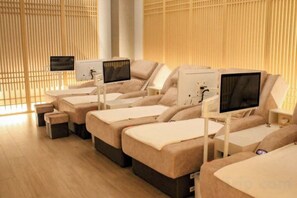 Unclassified image, 4 of 111, button - Zhuozheng International Hotel (Baoding)