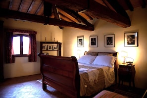 6 chambres, bureau, fer et planche à repasser, Wi-Fi gratuit