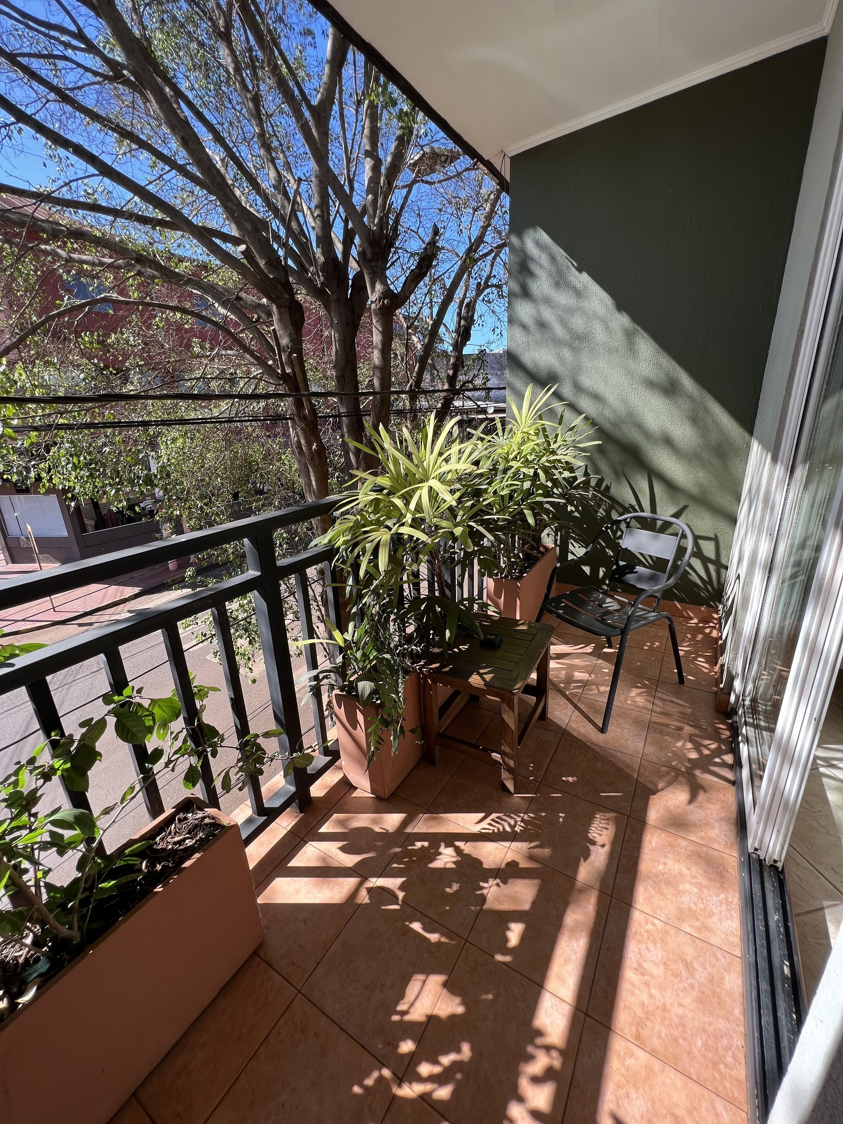 Caja de seguridad en la habitación y decoración personalizada 