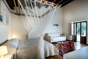 4 室のベッドルーム、アイロン / アイロン台、WiFi、ベッドシーツ
