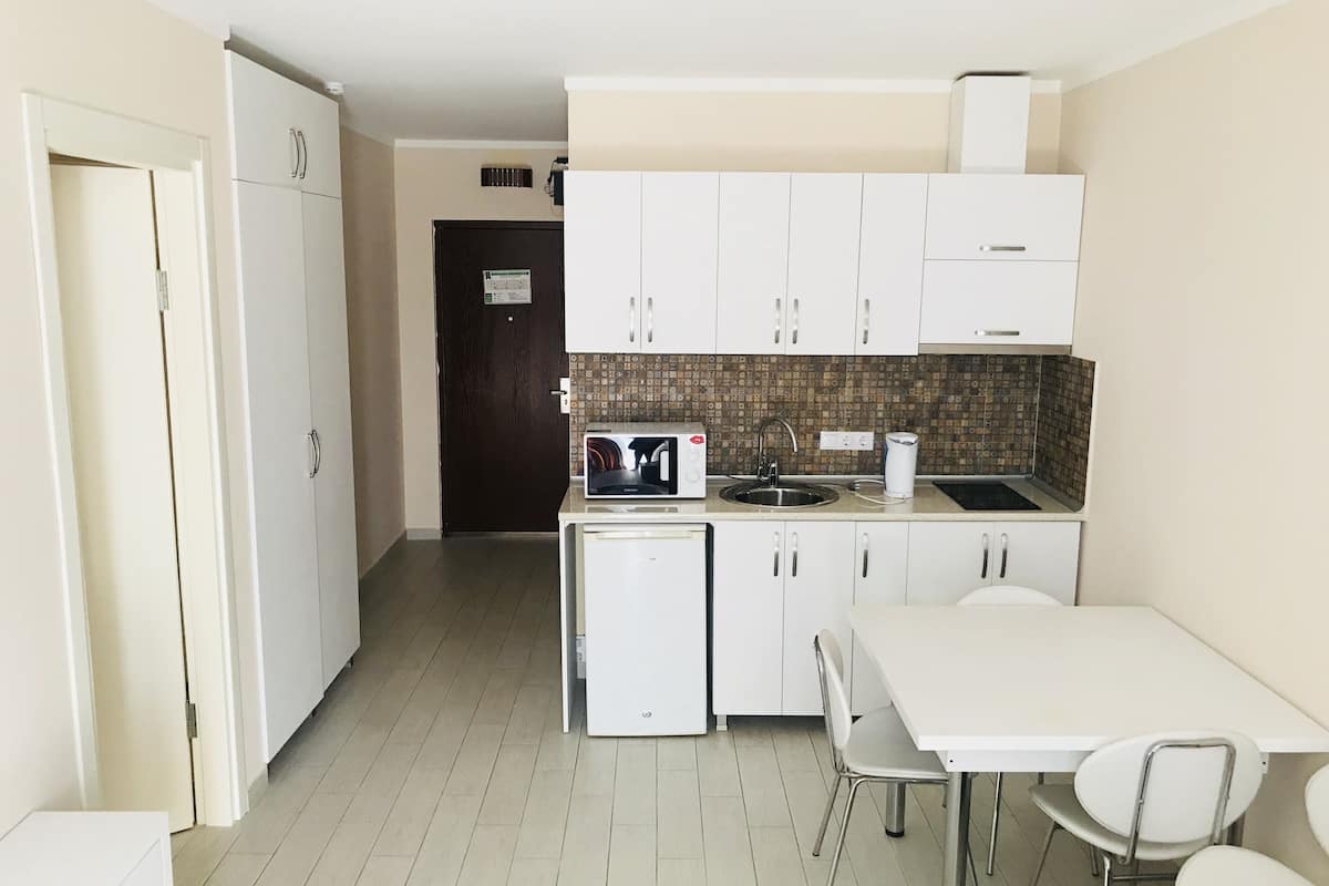 Apartamento | Cozinha privada | Geladeira grande