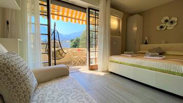 Fer et planche Ă repasser, Wi-Fi, draps fournis