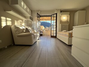 Strykejern/-brett, wi-fi og sengetøy