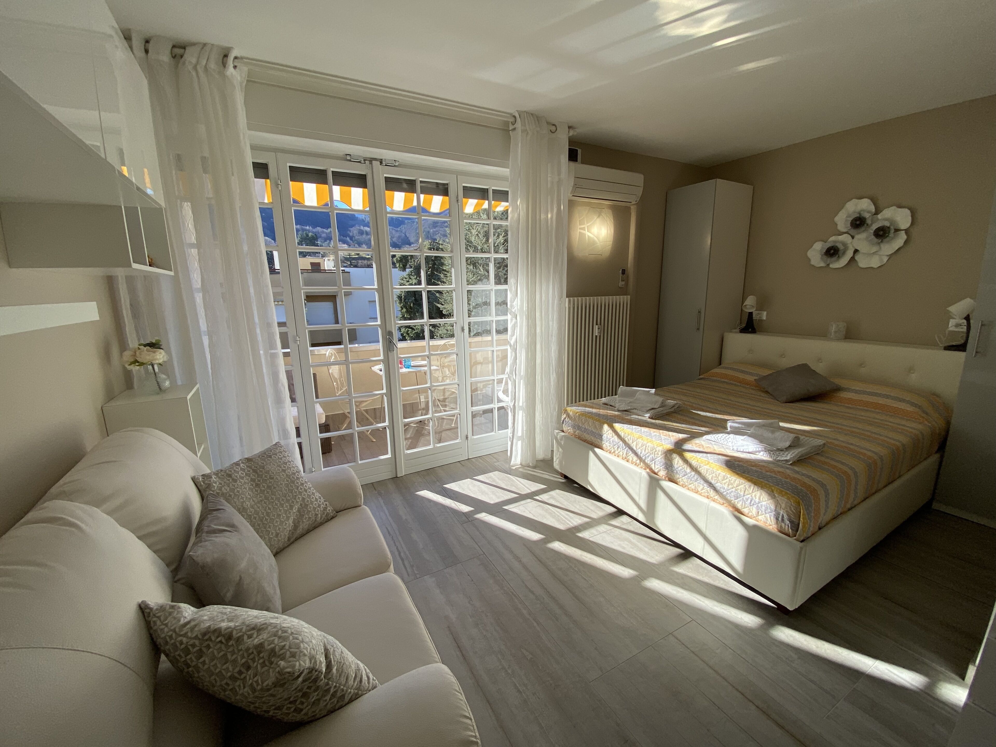 Fer et planche à repasser, Wi-Fi, draps fournis