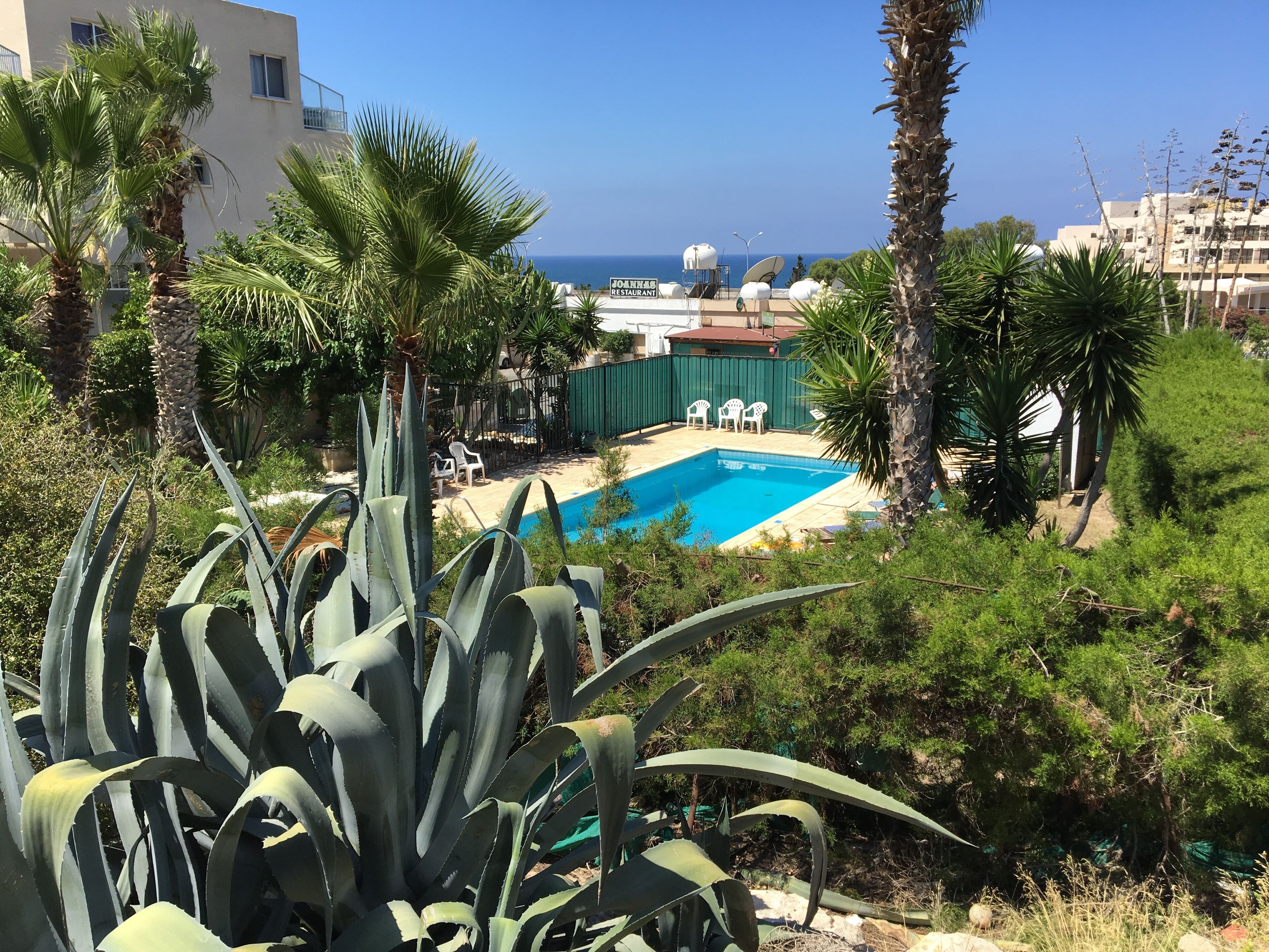 Diamond Communal Swimming Pool