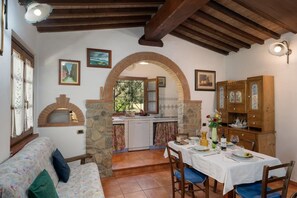 Dining - Villa Graziosa - Villa with private pool (Bibbona)