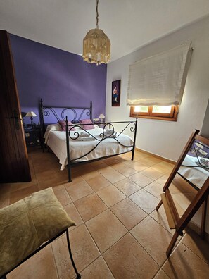 6 chambres, coffre-fort, fer et planche à repasser, Wi-Fi