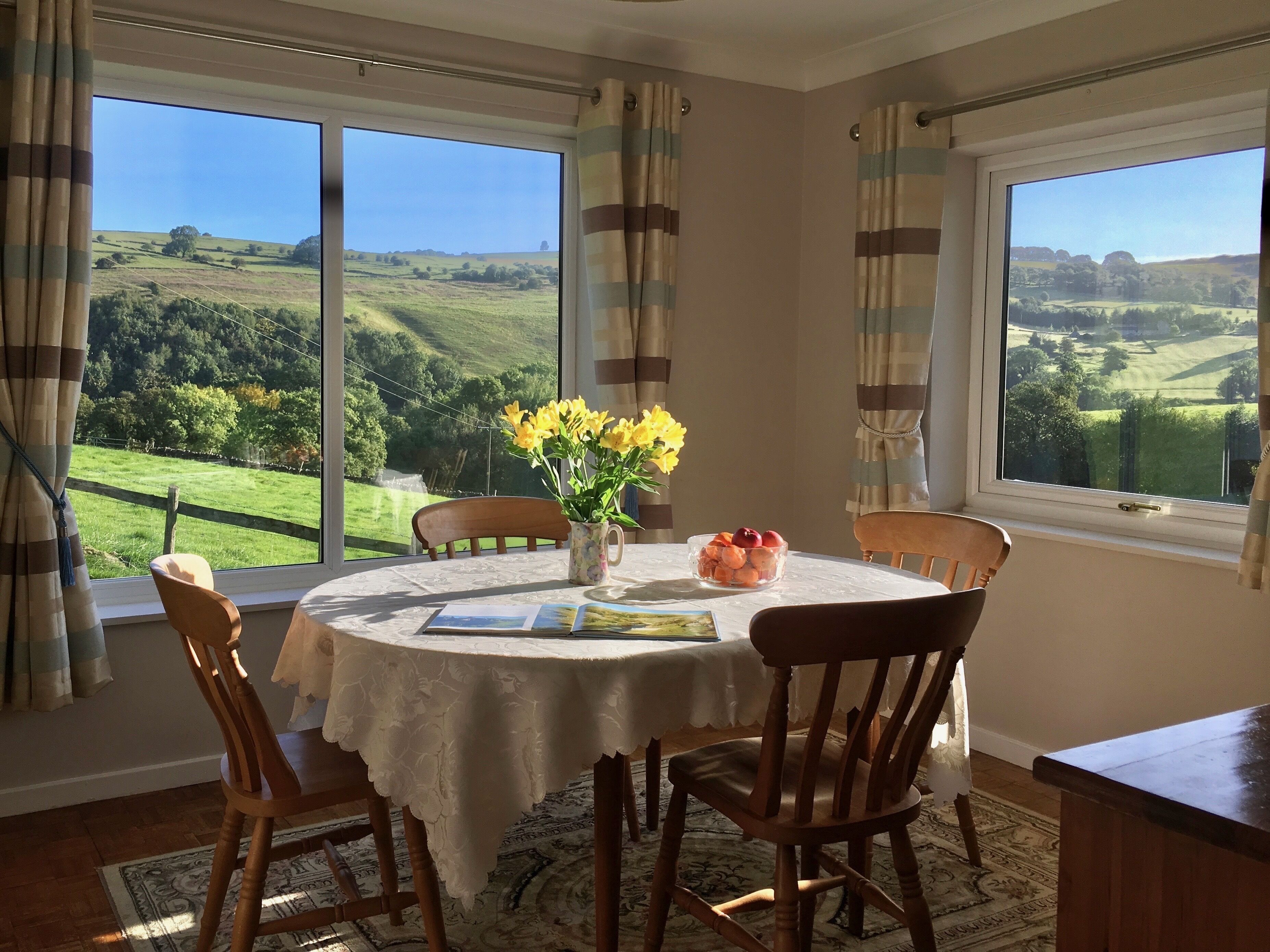 Surrounded by meadows, super views, log fire, great walking!  Alton Towers 12km