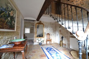 Interior - Mas de la Chapelle ~ Stone Maison de Maitre with a Heated Private Pool (Garrigues-Sainte-Eulalie)