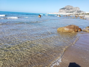 Beach - Familyholidays Magnolia. Apartments in villa with garden near the sea.  (Cefalù)