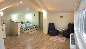 4 chambres, fer et planche à repasser, Wi-Fi, draps fournis