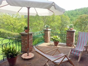 Terrace/patio - Villa Bacca - Traditional private villa with pool (San Lorenzo)