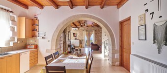 Private pool ★ Stone villa ★ Sea View