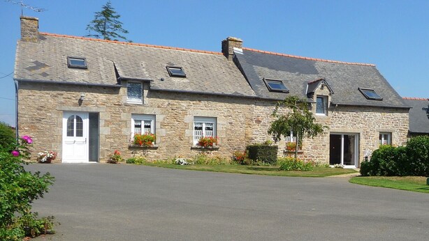 Exterior - Country Cottage / Gite - SAINT GOUENO (Le Mené)