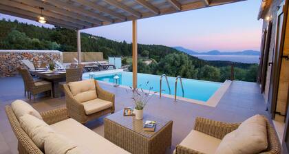 Euphoria Retreat Villa - Luxury Stone built villa Nr Fiscardo