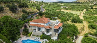 Alonia Villa, Refined Living with 50m² Private Pool