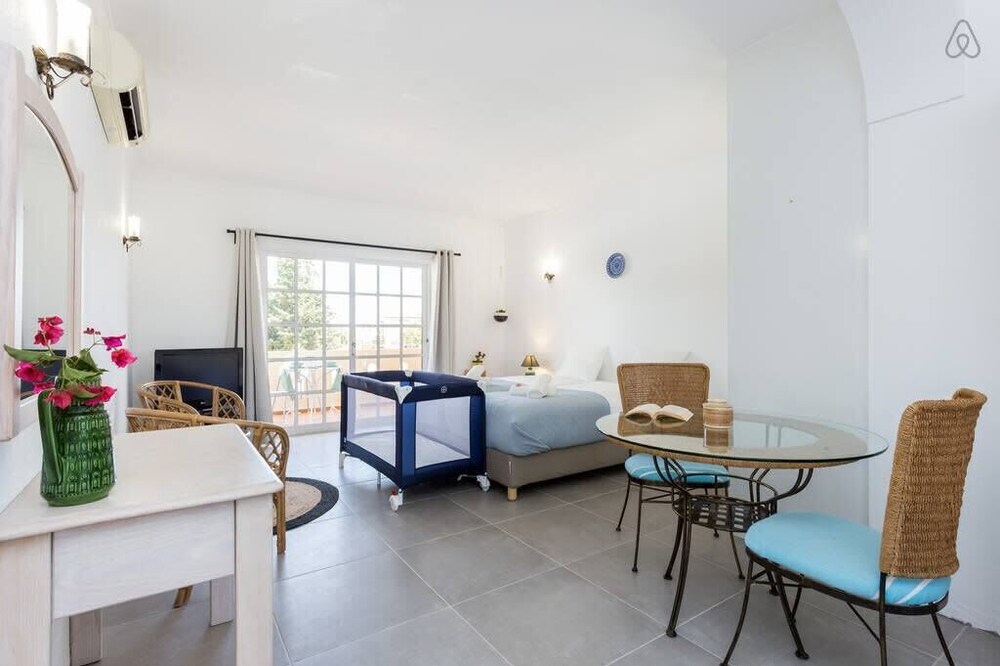 Quinta da Liberdade: studio 3 (with pool view)