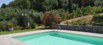 Ny 2-sengs villa med stor panoramisk pool 40min til strande