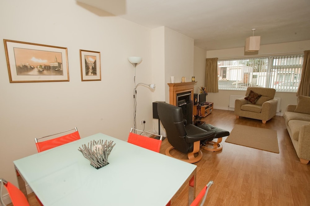 Ideal for relaxing break - scenery, golf, beach, Game of Thrones, Castles