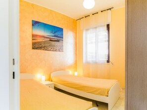 2 bedrooms, WiFi, bed sheets