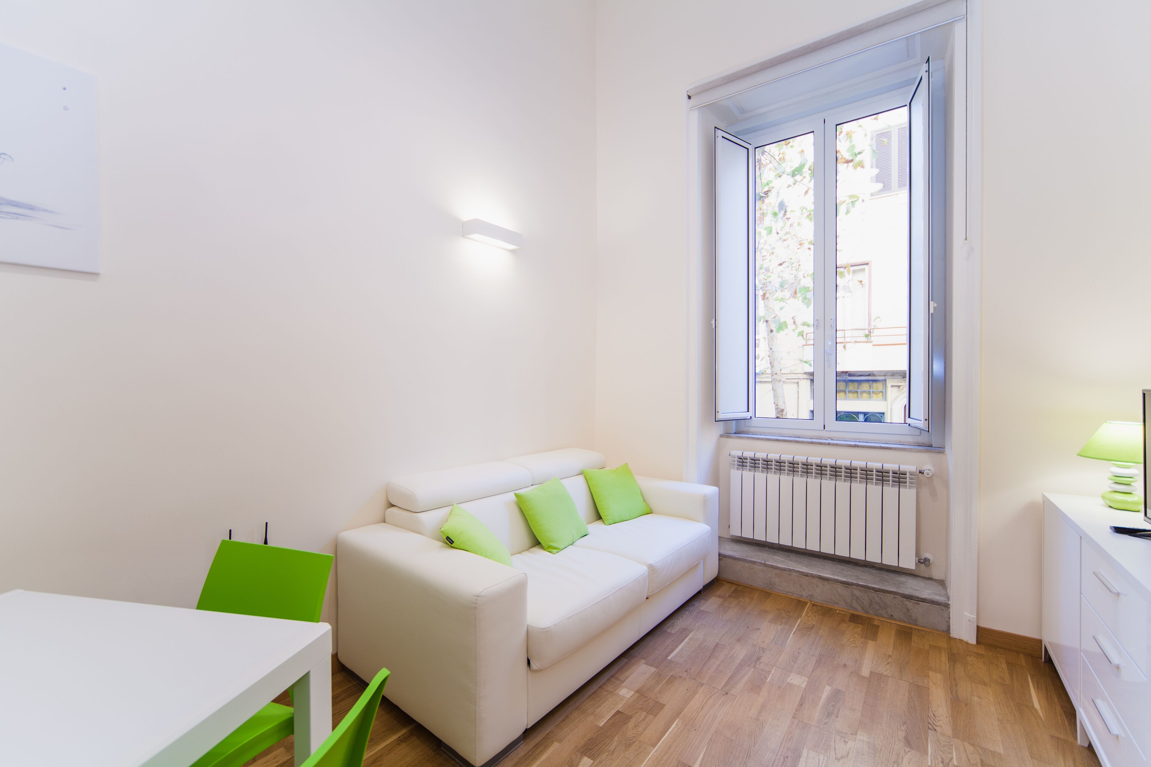 SPECIAL OFFER! New, central and near metro "PIAZZA VANVITELLI" and funiculars