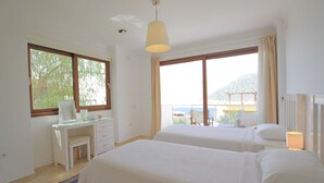 3 habitaciones, tabla de planchar con plancha, wifi y ropa de cama 