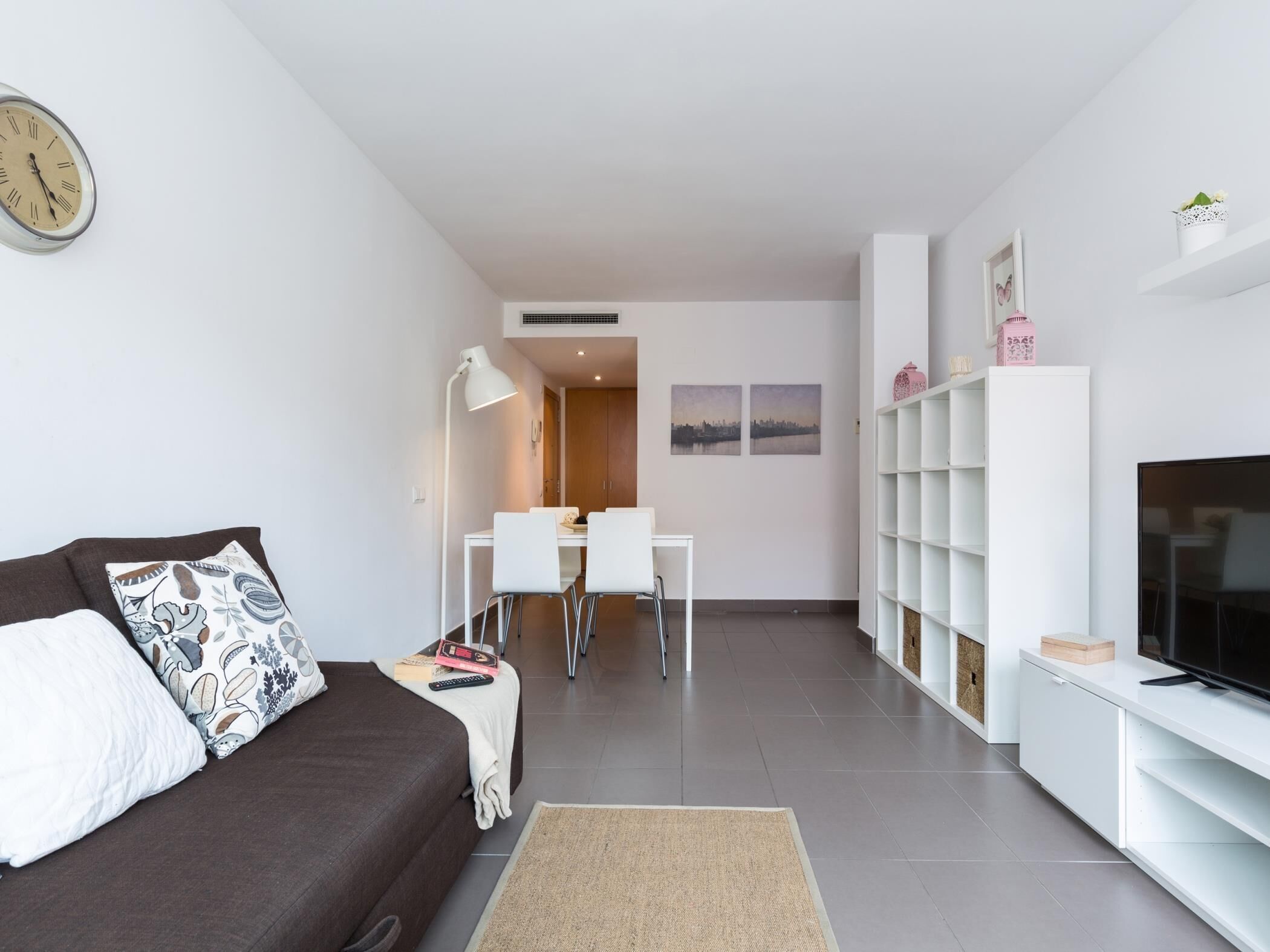 Superior apartment with balcony and lovely decoration 221