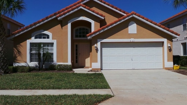 Front of property - Ly105490 - Aviana Resort - 4 Bed 3 Baths Villa (Davenport)
