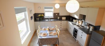 Achalic Beag - sleeps 4 guests  in 2 bedrooms