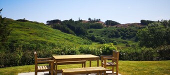 Achalic Beag - sleeps 4 guests  in 2 bedrooms