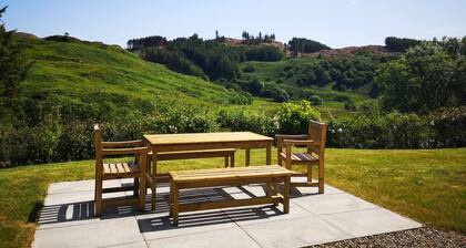 Achalic Beag - nukkuu 4 hengelle 2 makuuhuoneessa