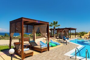 Outdoor pool - Villa Rose in Afandou (Rhodes)