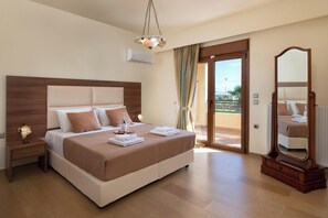 6 bedrooms, in-room safe, iron/ironing board, WiFi - Villa Rose in Afandou (Rhodes)