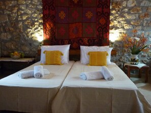 1 bedroom, iron/ironing board, Internet, bed sheets