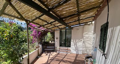Exclusive asuinpaikka upealla merinäköalalla Amalfi -