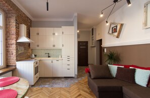 Télévision, livres, vidéothèque