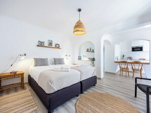 Fer et planche à repasser, Wi-Fi, draps fournis